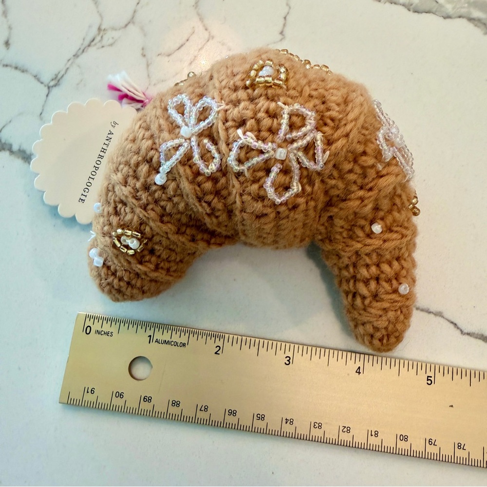 🥐 ANTHROPOLOGIE Croissant Crochet Ornament Snacks & Sips Christmas Food - Picture 5 of 5